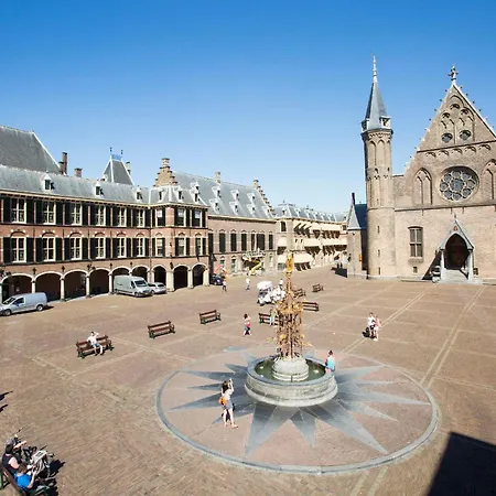 Apartmán Courtyard House Near Center And *