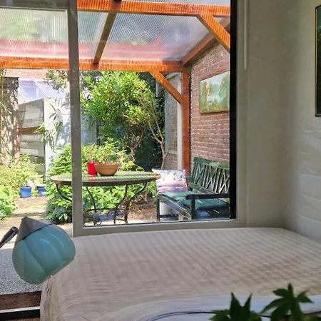 דירה Courtyard House Near Center And האג